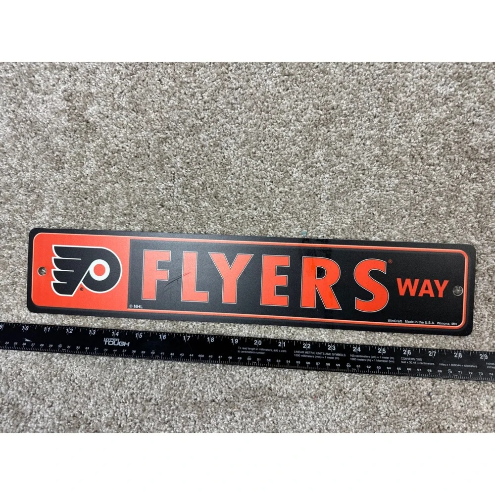 Philadelphia Flyers Way Street Sign WinCraft NHL Hockey Decor 20 Inch Plastic